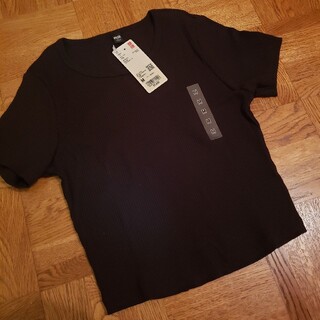 ユニクロ(UNIQLO)のユニクロ リブクロップドTシャツ M タグ付き新品未使用(Tシャツ(半袖/袖なし))