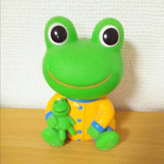 トロイマー貯金箱フィギュア興和ケロちゃんコロちゃん紙袋ソフビ トロイマー貯金箱フィギュア興和ケロちゃんコロちゃん紙袋ソフビ