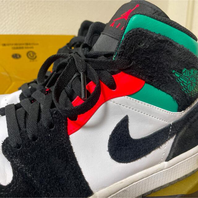 NIKE エアジョーダン1 midメンズ