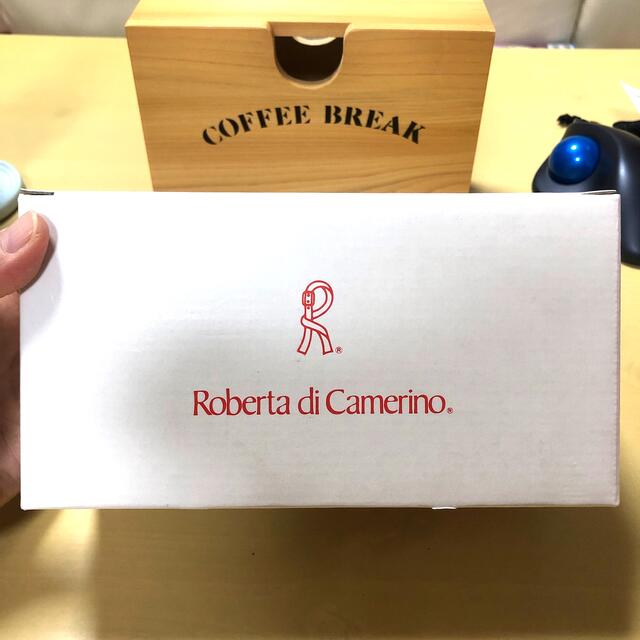 ROBERTA DI CAMERINO(ロベルタディカメリーノ)の💕新品未使用💕Roberta di Camerino💕マグカップ2個set💕 インテリア/住まい/日用品のキッチン/食器(食器)の商品写真