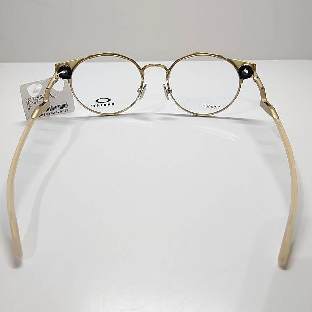 Oakley(オークリー)の【未使用】OAKLEY 眼鏡 メガネ ゴールド DEADBOLT デッドボルト メンズのファッション小物(サングラス/メガネ)の商品写真