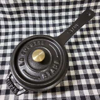 ストウブ(STAUB)の（ともん様専用）ストウブ ミニ・ソースパン （10cm/ ブラック）(鍋/フライパン)