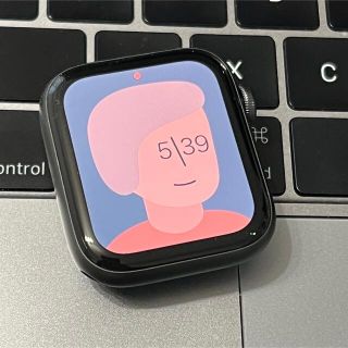 アップルウォッチ(Apple Watch)の【美品】Apple Watch SE 44mm BLACK(腕時計(デジタル))