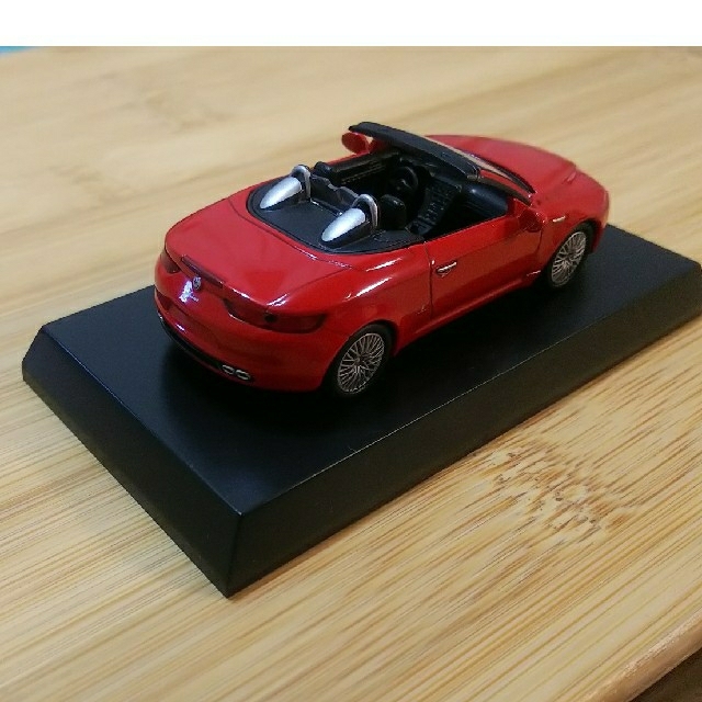 Alfa Romeo(アルファロメオ)の《アルファロメオ スパイダー》ミニカー エンタメ/ホビーのおもちゃ/ぬいぐるみ(ミニカー)の商品写真