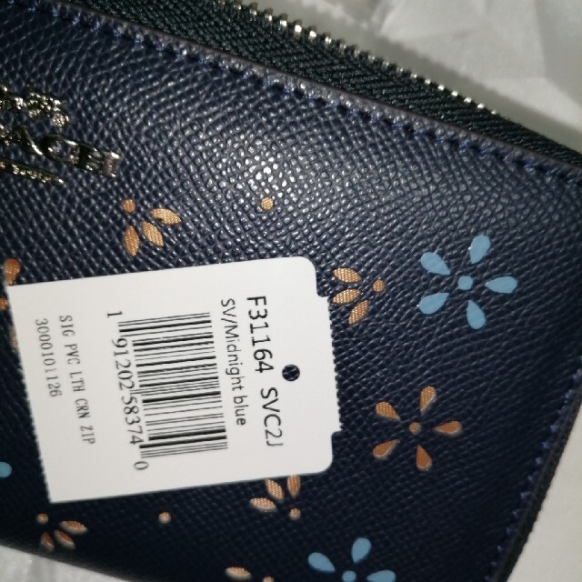 COACH(コーチ)のCOACH長財布 新品未使用　F31164正規品 レディースのファッション小物(財布)の商品写真