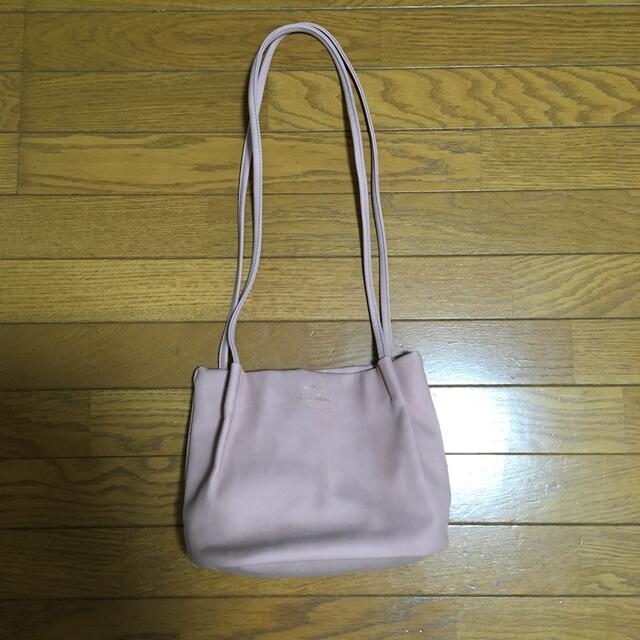 くすみピンク　ショルダーバッグ レディースのバッグ(ショルダーバッグ)の商品写真