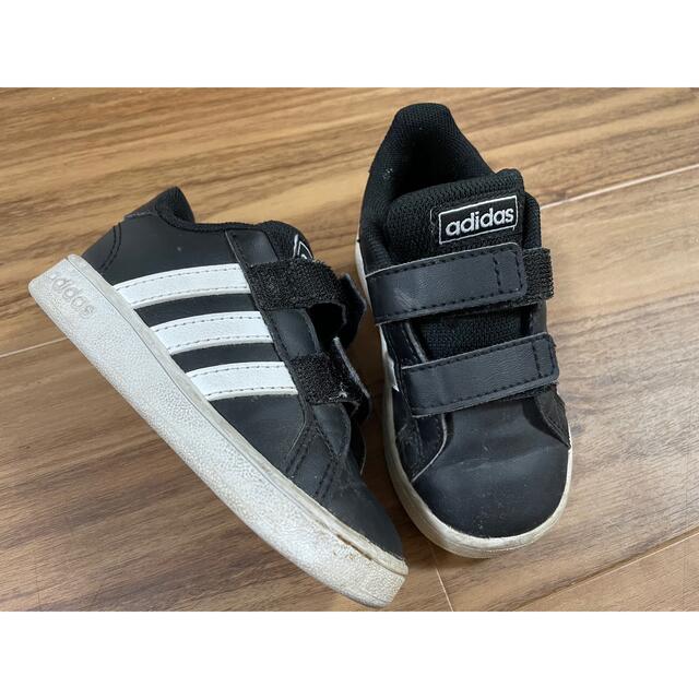 adidas(アディダス)のadidas 靴 13.0cm キッズ/ベビー/マタニティのベビー靴/シューズ(~14cm)(スニーカー)の商品写真