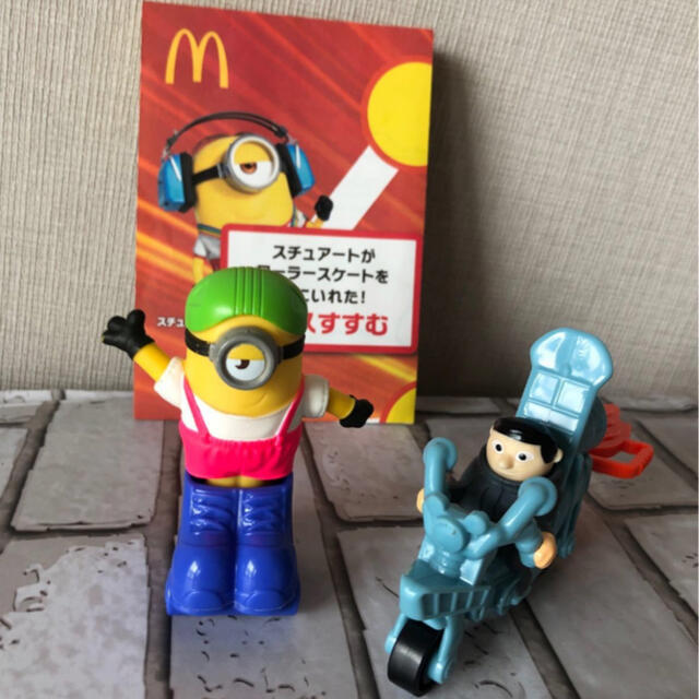 マクドナルド(マクドナルド)のハッピーセット　ミニオンズ　グルーロケットライダー　ローラースケートスチュアート エンタメ/ホビーのおもちゃ/ぬいぐるみ(キャラクターグッズ)の商品写真