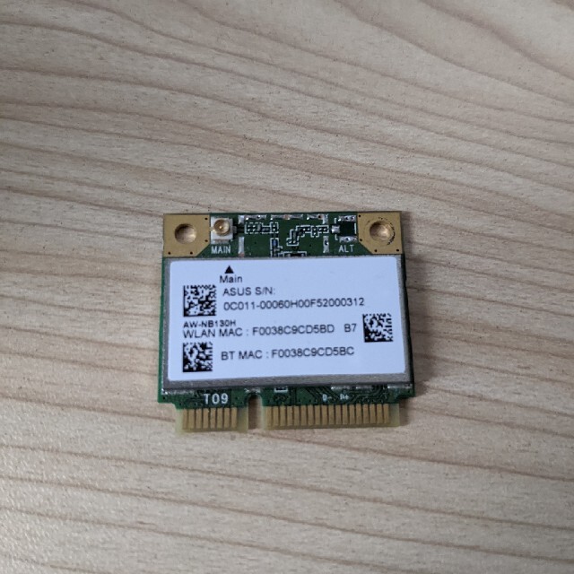 ASUS(エイスース)のASUS mini PCIe Wi-Fi/Bluetooth モジュール スマホ/家電/カメラのPC/タブレット(PCパーツ)の商品写真