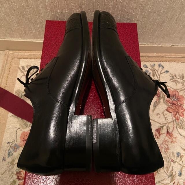 Giacometti(ジャコメッティ)のLe yucca’s クロコダイル キャップトゥlechoppe 39.5 メンズの靴/シューズ(ドレス/ビジネス)の商品写真