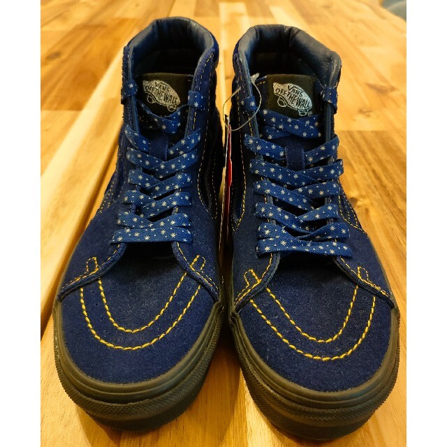 VANS(ヴァンズ)のわたげ様専用バンズ ディズニー SK8-HI レディースの靴/シューズ(スニーカー)の商品写真