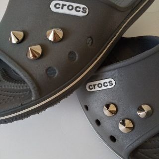 クロックス(crocs)のシルバースタッズ丸型　6個　クロックス用ジャムチャームズ(その他)