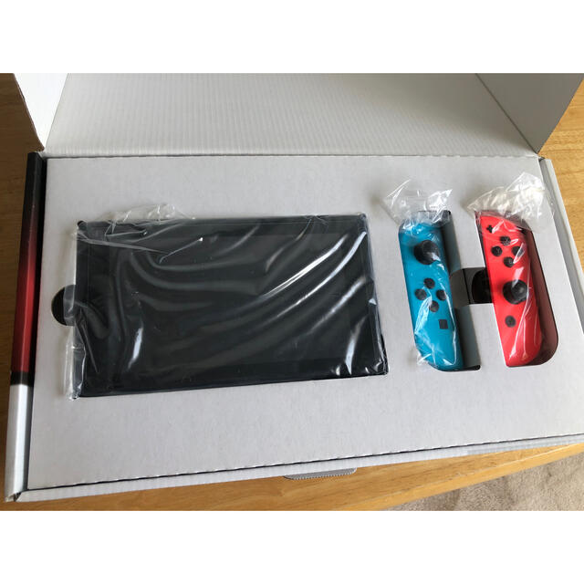 Nintendo Switch(ニンテンドースイッチ)のニンテンドースイッチ　nintendo switch エンタメ/ホビーのゲームソフト/ゲーム機本体(家庭用ゲーム機本体)の商品写真