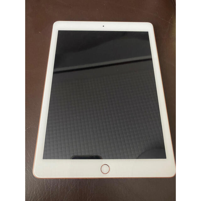 在庫処分大特価!!】 Apple 3… Cellular Wi-Fi 9.7インチ 第6世代 iPad