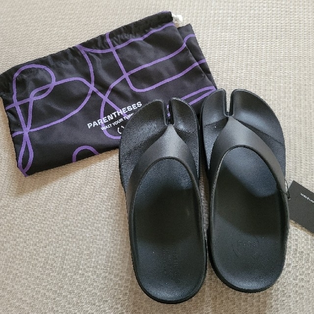 新品タグ付【PAES】Sandals　24センチ