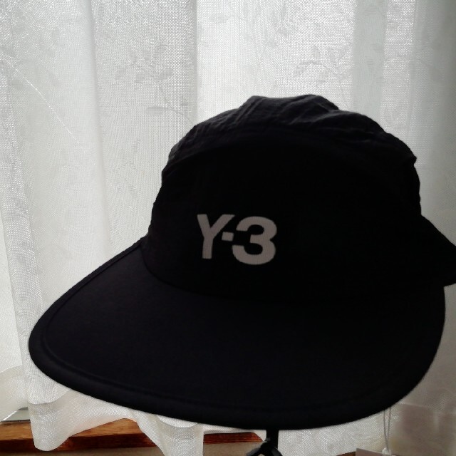 Y-3(ワイスリー)の⭐タグ付き　Y-3　adidas　ランニングキャップ　定価10450円　送料込❕ メンズの帽子(キャップ)の商品写真