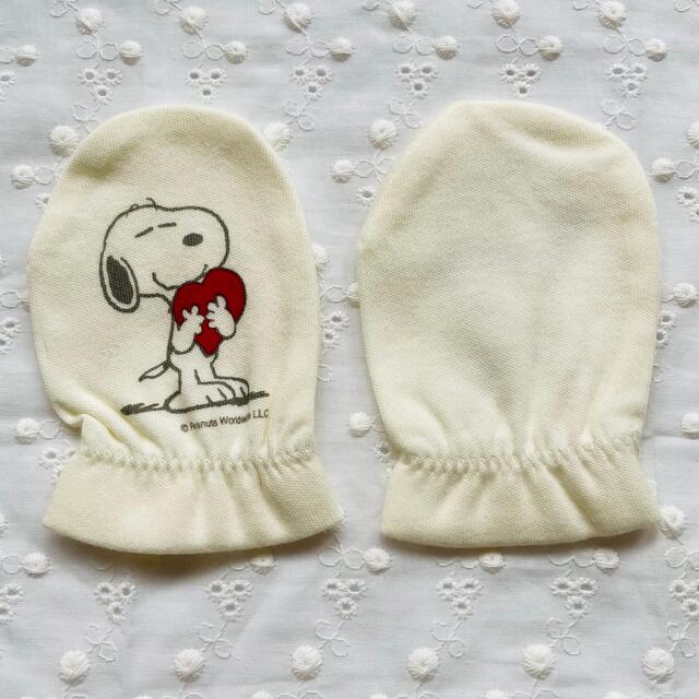 SNOOPY(スヌーピー)のPEANUTS SNOOPY ベビーミトン キッズ/ベビー/マタニティのこども用ファッション小物(手袋)の商品写真