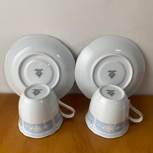 Noritake(ノリタケ)のノリタケ カップ&ソーサー2客　新品 5,500円 インテリア/住まい/日用品のキッチン/食器(グラス/カップ)の商品写真