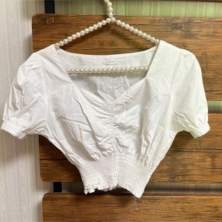 ザラ(ZARA)の【no brand】パフスリーブ トップス ブラウス(シャツ/ブラウス(半袖/袖なし))