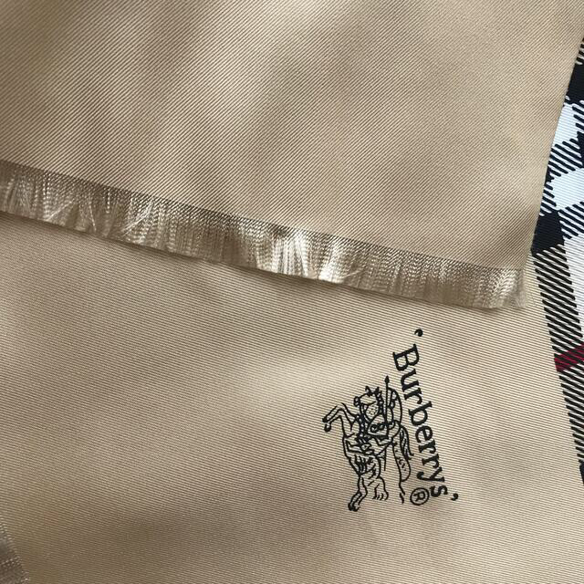 BURBERRY(バーバリー)の専用になりました！バーバリー  未使用シルク　ストール レディースのファッション小物(バンダナ/スカーフ)の商品写真