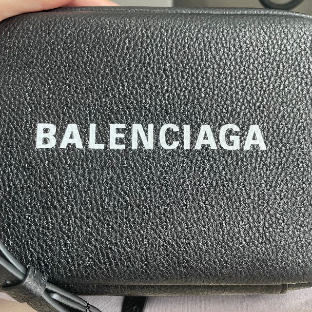 BALENCIAGAカメラバッグSサイズ美品！ 商品の状態 新入荷 レディース