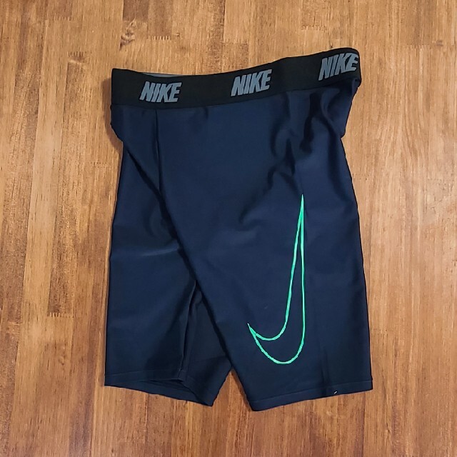 NIKE(ナイキ)の新品　NIKE　ナイキ　160  　水着　競泳 キッズ/ベビー/マタニティのキッズ服男の子用(90cm~)(水着)の商品写真