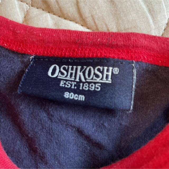 OshKosh(オシュコシュ)のオシュコシュ　Tシャツ　ノースリーブ  ２点セット キッズ/ベビー/マタニティのベビー服(~85cm)(シャツ/カットソー)の商品写真