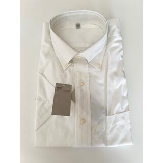 ユニクロ(UNIQLO)のUNIQLO ノンアイロン　ロイヤルオックス半袖シャツ　Lサイズ　ホワイト　新品(シャツ)