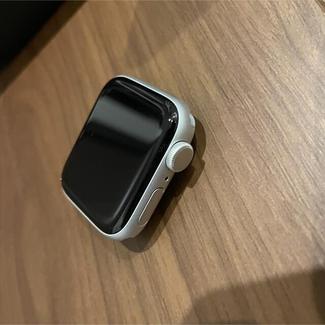 Apple Watch seのNikeモデル