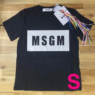 エムエスジイエム(MSGM)の新品　MSGM ボックスロゴTシャツ　レディース　ブラック　黒　S 半袖　人気(Tシャツ(半袖/袖なし))