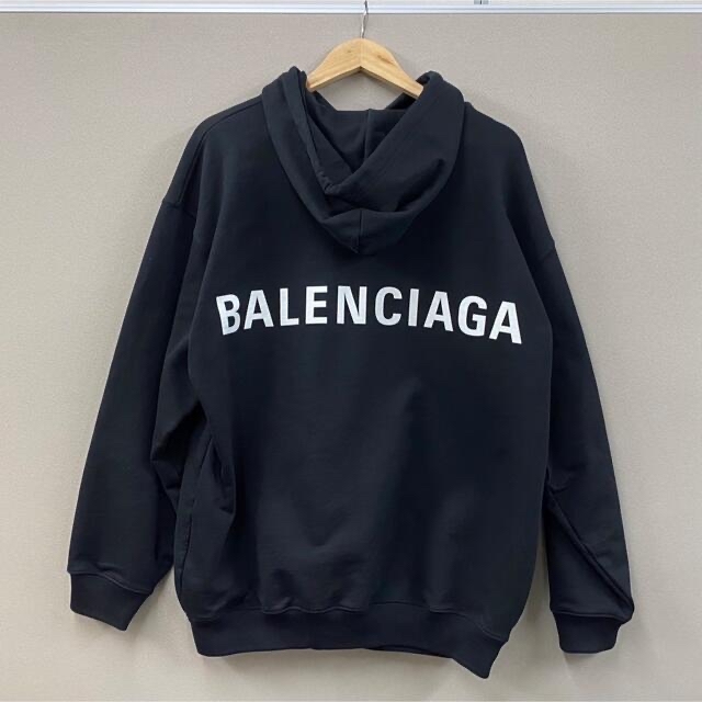 新作からSALEアイテム等お得な商品満載 Ba - BALENCIAGA ロゴパーカー