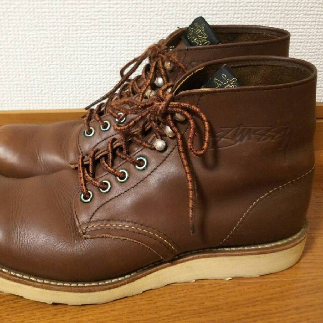 REDWING(レッドウィング)のSTUSSYレッドウイング焦茶レッドウィングredwingブラウン27cmブーツ メンズの靴/シューズ(ブーツ)の商品写真