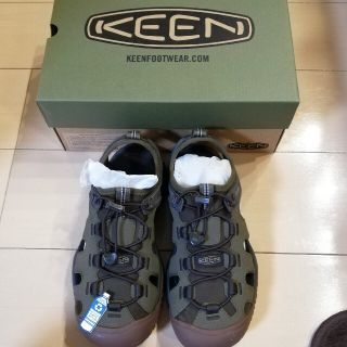 キーン(KEEN)の新品✨売り切り‼️キーンソーラーサンダル 27.5(サンダル)