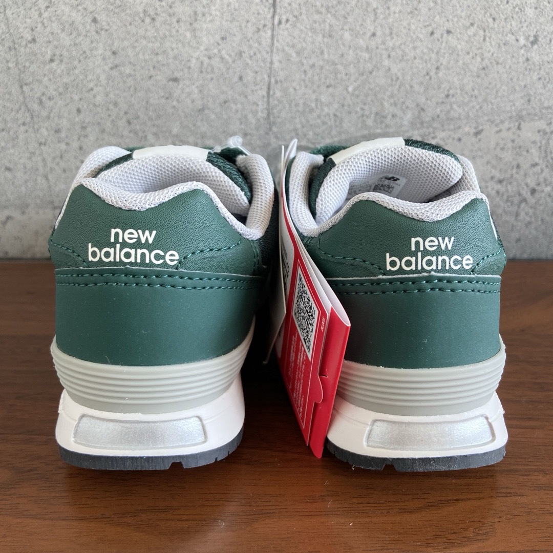 New Balance(ニューバランス)の【新品】15.5センチ ネイビー×イエロー ニューバランス スニーカー キッズ キッズ/ベビー/マタニティのキッズ靴/シューズ(15cm~)(スニーカー)の商品写真