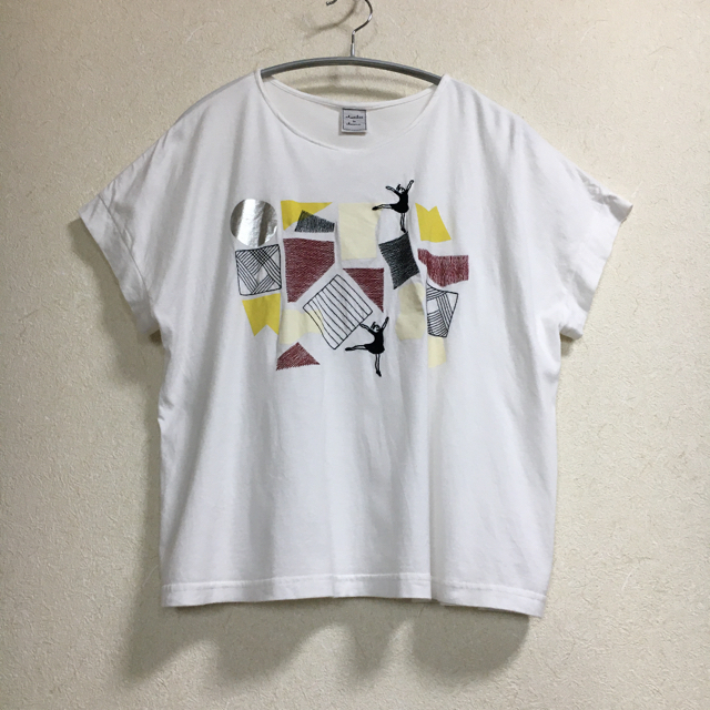 chambre de charme(シャンブルドゥシャーム)のメゾンドプラージュ　コラージュプルオーバー　＆　シャンブルドゥシャーム　Tシャツ レディースのトップス(カットソー(半袖/袖なし))の商品写真