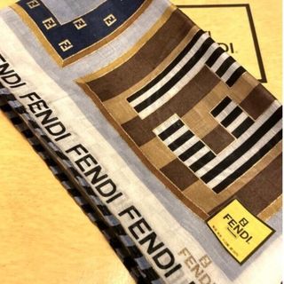 フェンディ(FENDI)の未使用　フェンディ   ハンカチスカーフ　Very popular  ズッカ (ハンカチ)