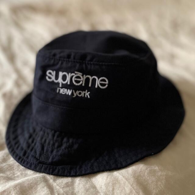 Supreme(シュプリーム)のSupreme CLASSIC logo クラシックロゴ バケットハット  メンズの帽子(ハット)の商品写真