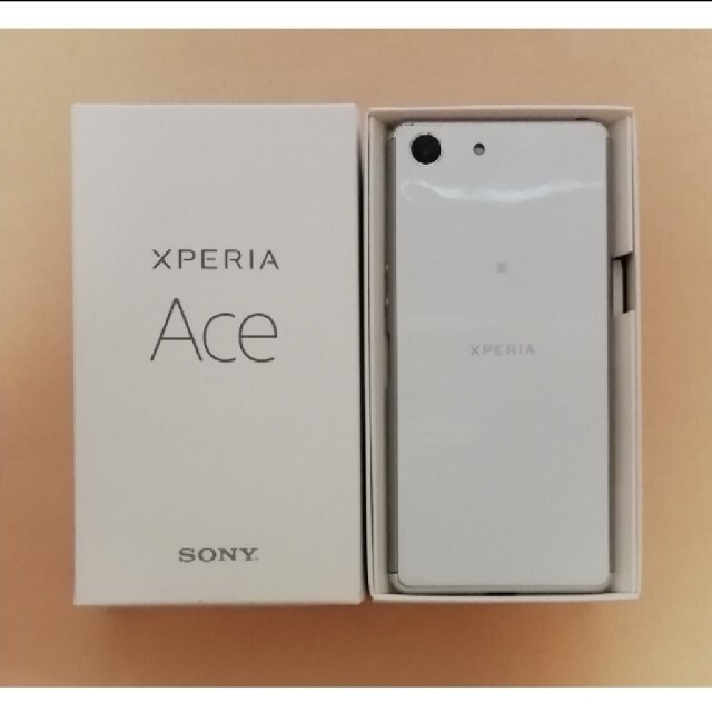 Xperia Ace J3173 SIMフリー ホワイト 楽天モバイル版 スマホ/家電/カメラのスマートフォン/携帯電話(スマートフォン本体)の商品写真