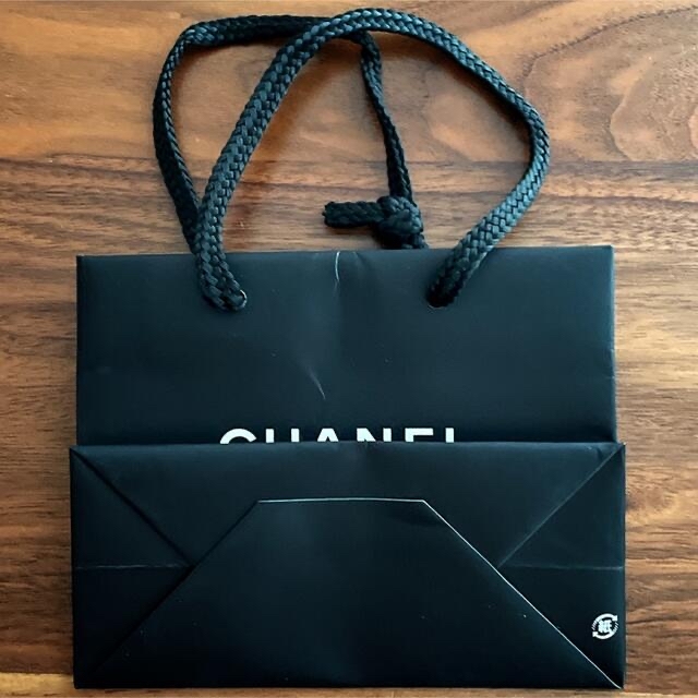 CHANEL(シャネル)のCHANEL シャネル 美容液 クリーム ショップ袋 コスメ/美容のキット/セット(サンプル/トライアルキット)の商品写真