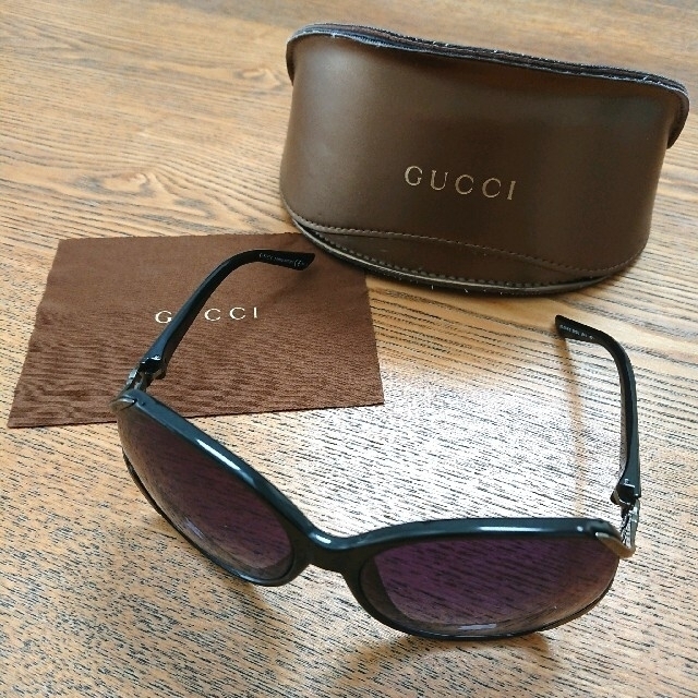 Gucci - GUCCI サングラス レディース ケース付の通販 by チロル