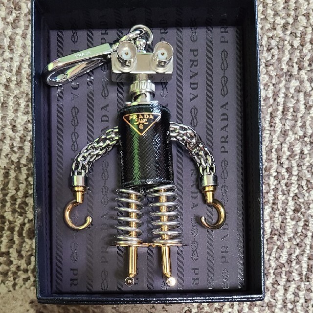 PRADA プラダ　ロボット チャーム キーホルダー　★☆新品 : 未使用☆★