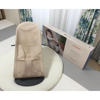 ベビービョルン(BABYBJORN)のベビービョルン　BABY BJORN バウンサー　美品　【パーリーピンク】(その他)