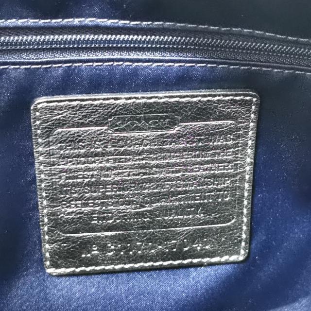 COACH(コーチ)のコーチ トートバッグ 17041 黒 パンチング レディースのバッグ(トートバッグ)の商品写真