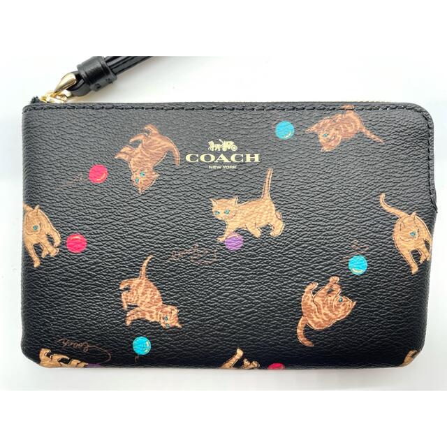 COACH(コーチ)のCOACH 【C6434】コーチ リストレット ポーチ ねこ柄 キャット猫 レディースのファッション小物(ポーチ)の商品写真