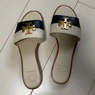 トリーバーチ(Tory Burch)の【最終価格】トリーバーチ　エバリースライド　レザー(サンダル)