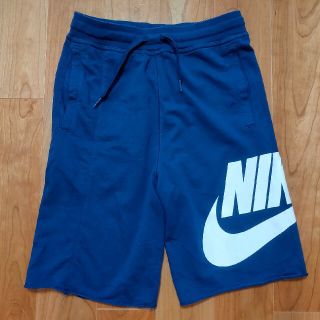 ナイキ(NIKE)のNIKEハーフパンツ(パンツ/スパッツ)