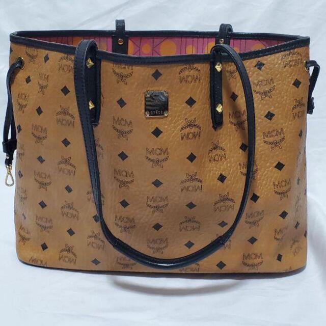 MCM(エムシーエム)の MCM トートバッグ レザー ヴィセトス柄 モノグラム リバーシブル レディースのバッグ(トートバッグ)の商品写真