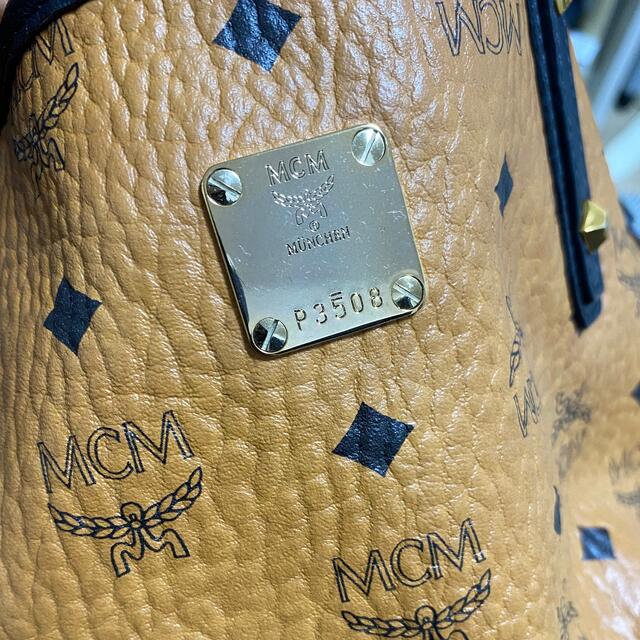 MCM(エムシーエム)の MCM トートバッグ レザー ヴィセトス柄 モノグラム リバーシブル レディースのバッグ(トートバッグ)の商品写真