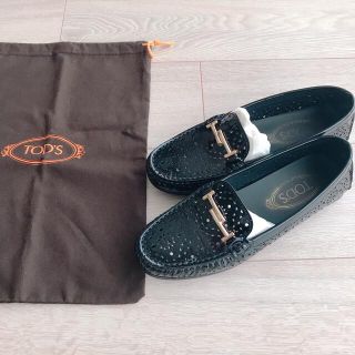 トッズ(TOD'S)のtod's　トッズ ローファー(ローファー/革靴)