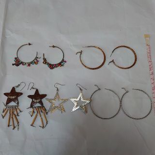 ピアス　まとめ売り　4個(ピアス)